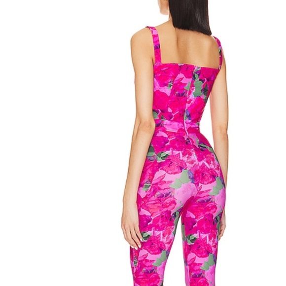 The New Arrivals by Ilkyaz Ozel Fonda Jumpsuit in Abstract Pink - Picture 8 of 9